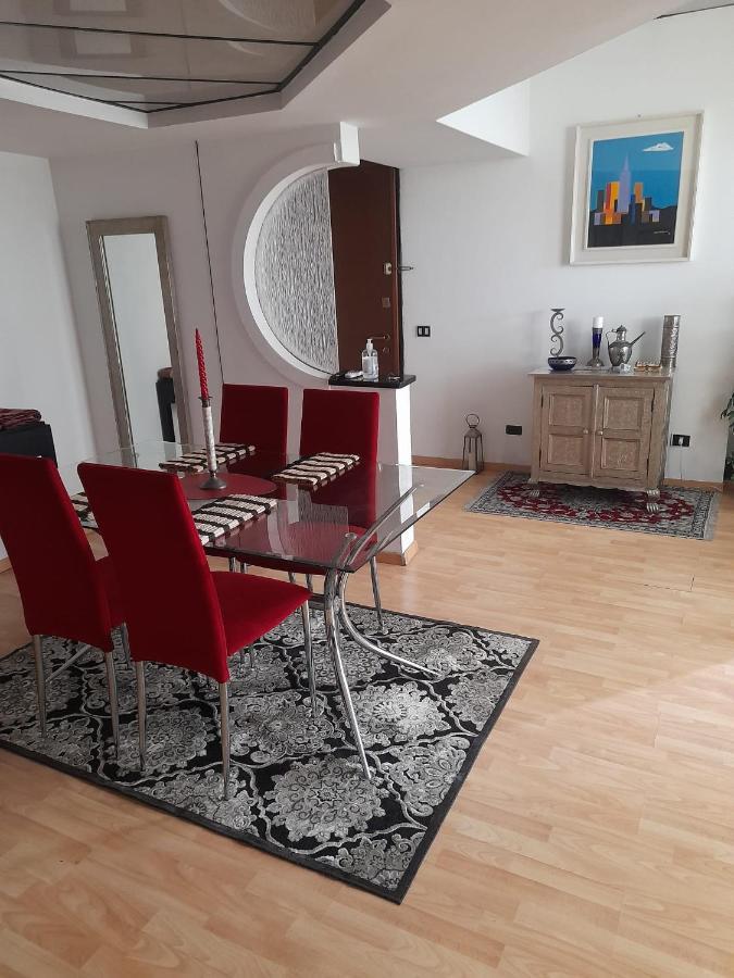 Corte Lambruschini Central Apartment With Free Covered Parking Genova Exterior foto